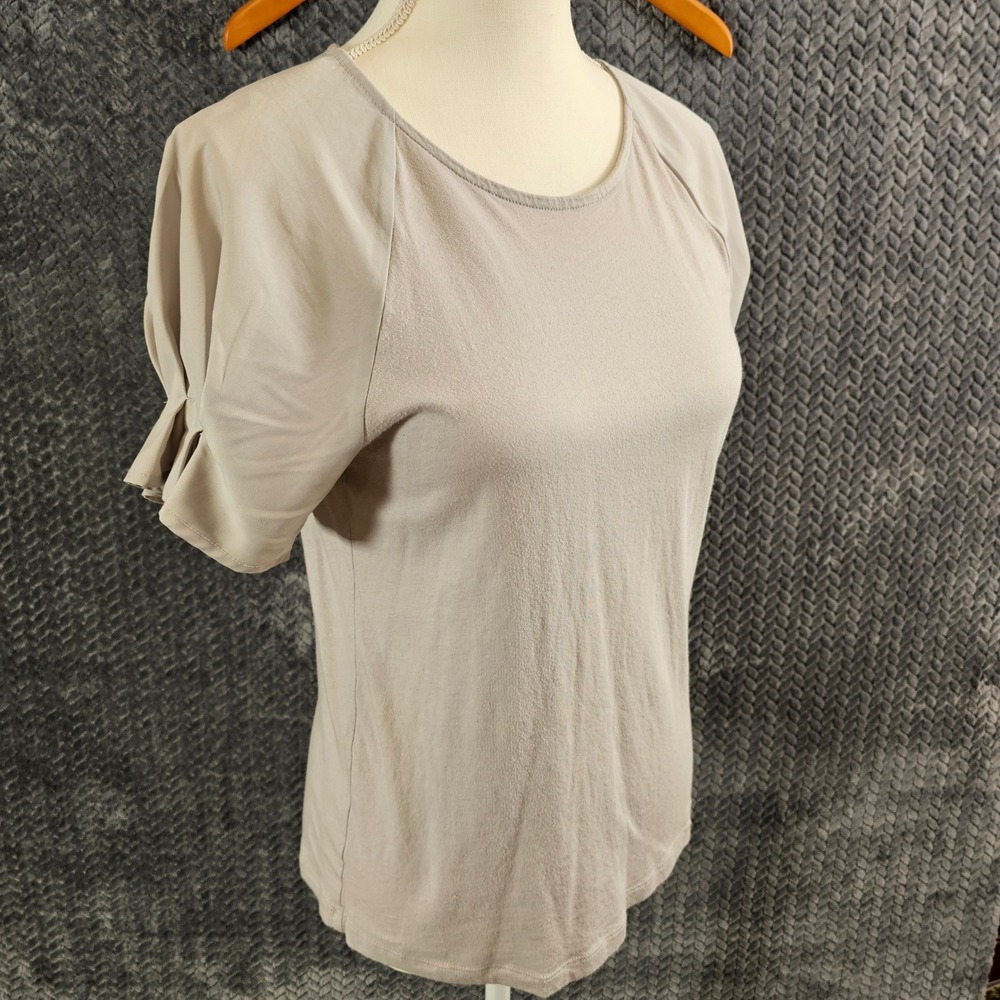 Banana Republic Women's Beige Tencel Blend Short Sleeve Top Size S‎
